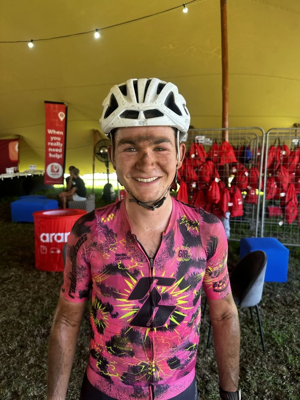 Kilian Folguera somrient després d'una cursa de BTT